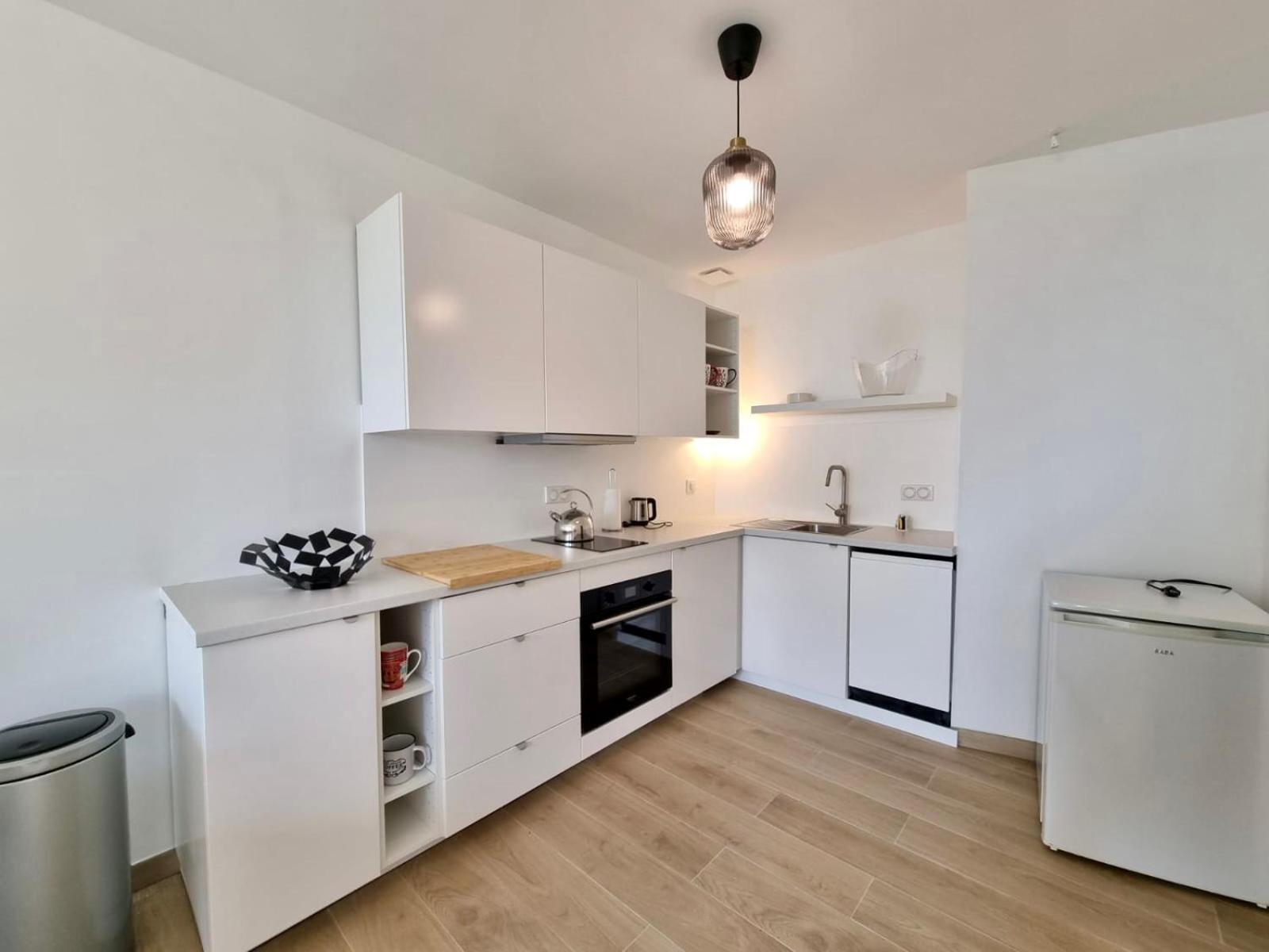 Appartement Monaco Avec Parking La Turbie