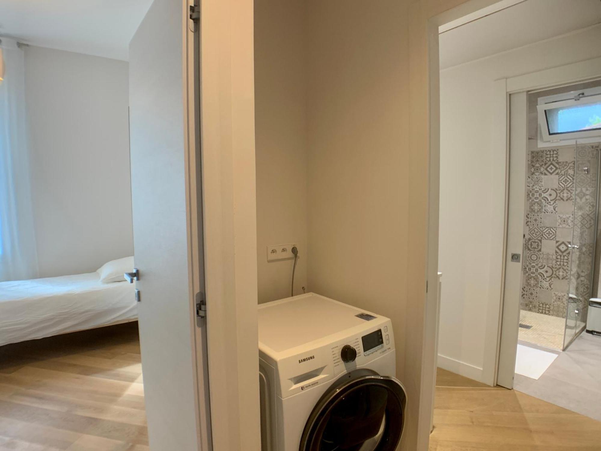 Appartement Monaco Avec Parking *